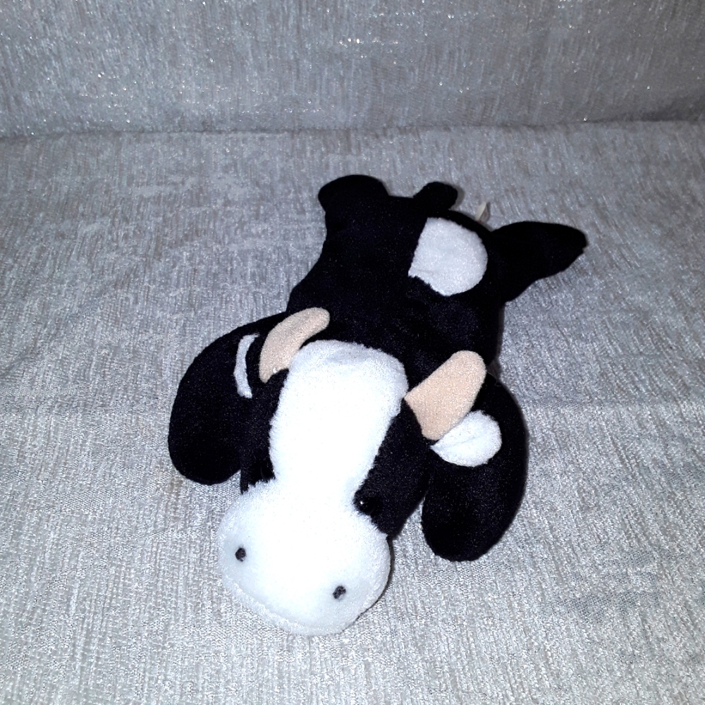 Beanie Baby (Daisy) Cow (1993) - Tush tag NO HEART TAG